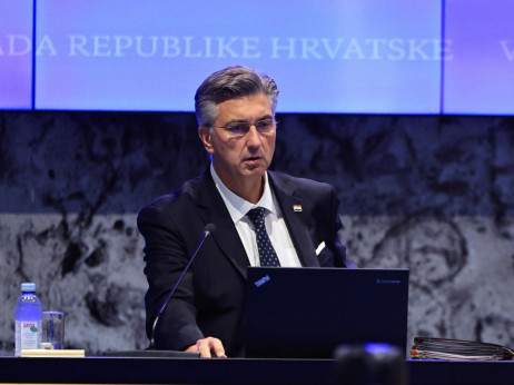 Vlada ponovno uvodi regulaciju - od utorka nove cijene goriva