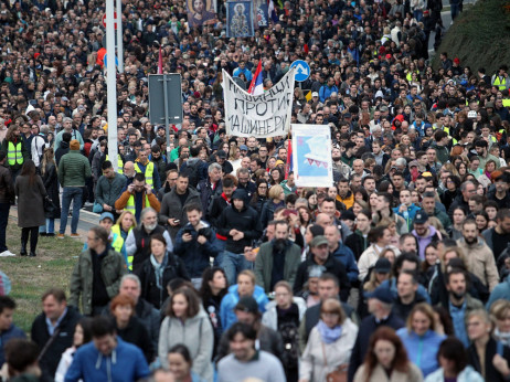 Komemorativnim skupovima obeležava se 11 meseci od pada nadstrešnice