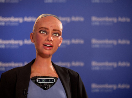 Robot Sofia na Visa SEE Cashless Forumu u Beogradu: Da li je moguća koegzistencija ljudi i robota?