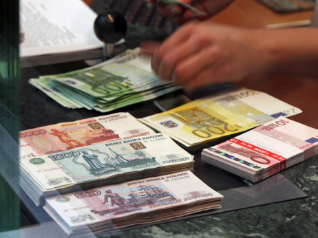 Sme li EU da potroši zamrznutu imovinu Rusije