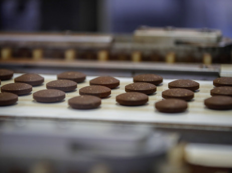 Nestlé ukida 16.000 radnih mesta dok novi direktor ubrzava promene
