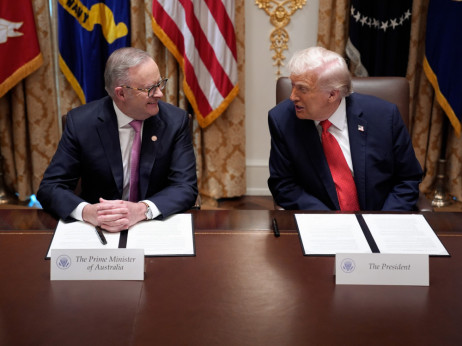Trump i Albanese potpisali istorijski sporazum o retkim zemnim elementima i kritičnim mineralima