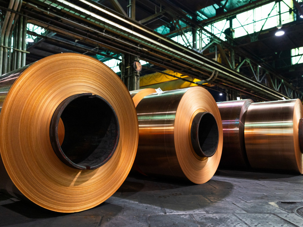 Cene bakra na rekordu dok problemi u snabdevanju najavljuju deficit