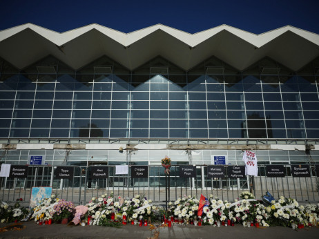 Komemorativni skup u Novom Sadu povodom godišnjice pada nadstrešnice na železničkoj stanici