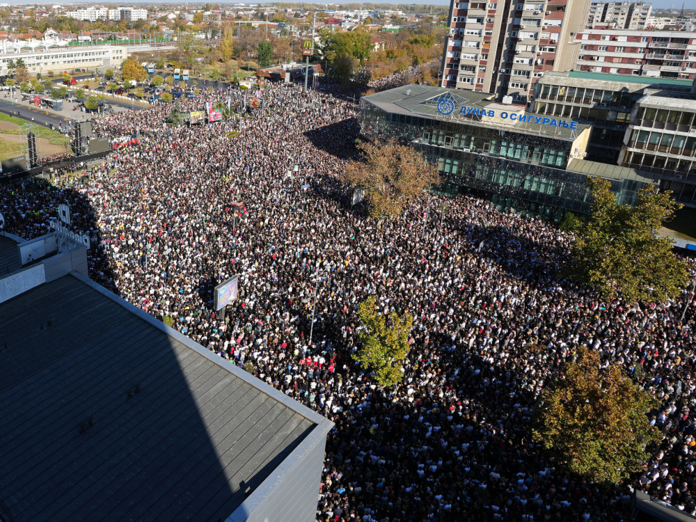 Komemorativni skup u Novom Sadu povodom godišnjice pada nadstrešnice na železničkoj stanici