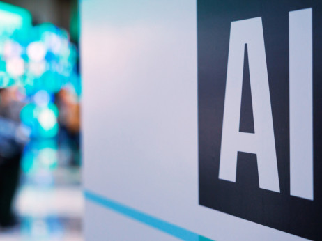 Đukić: AI algoritmi odobravaju keš kredite za manje od 15 minuta, većina firmi u Srbiji koristi AI