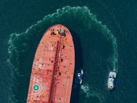 Cene tankera za prevoz nafte naglo skočile na ključnoj ruti Bliski istok–Kina