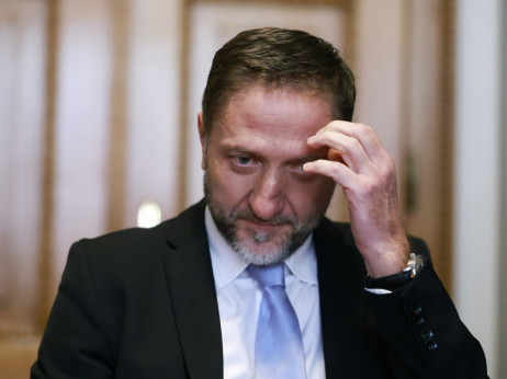 Predsednica TZS Mariča Lah ostro nad izjave ministra Klemna Boštjančiča