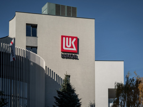 SAD produžile izuzeće od sankcija za Lukoil