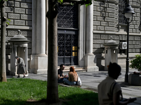 Na poslednjoj aukciji državnih hartija ročnosti 10,5 godina prodato 34 odsto