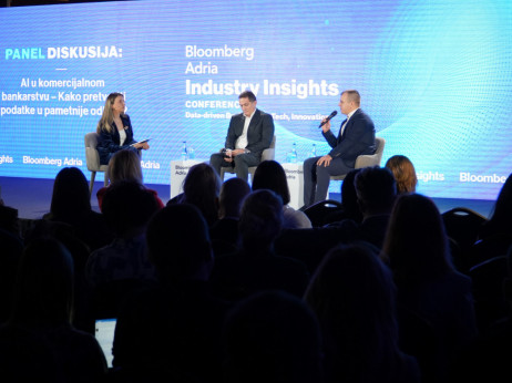 Jovanović: Dok JP Morgan ulaže 0,7 odsto prihoda u AI, AikBank planira jedan odsto uz cilj dvostrukog povrata