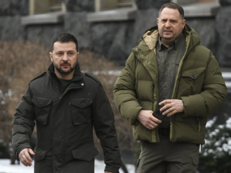 Zelenski u nevolji posle gubitka glavnog pomoćnika, usred sve većeg pritiska SAD-a