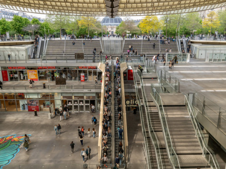 Da li je privreda postala otporna na političare