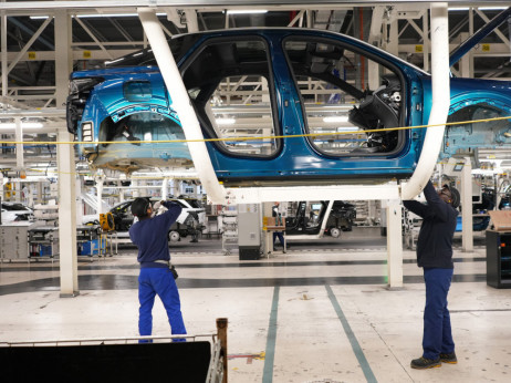 Dva člana porodice Peugeot nadmeću se za mesto u Stellantisovom odboru