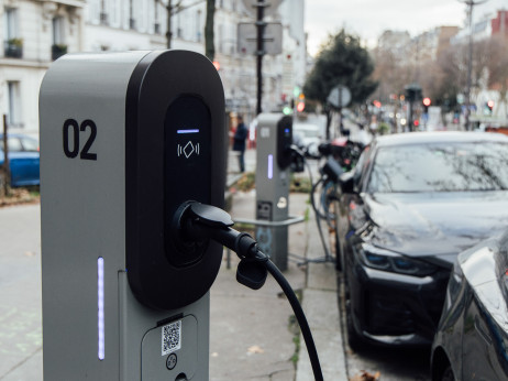 Elektrifikacija pod pritiskom- može li evropska auto-industrija izbeći milijarde evra kazni