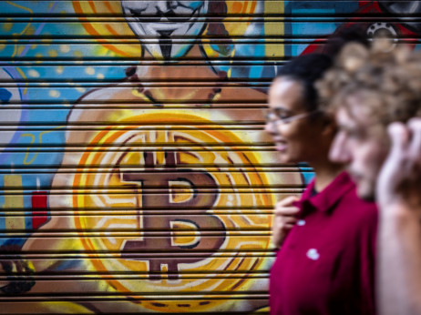 Posle nedelja mirovanja, bitcoin probio 90.000 dolara