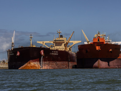 Nafta stabilna nakon najvećeg rasta u poslednjih nedelju dana, fokus na Venecueli