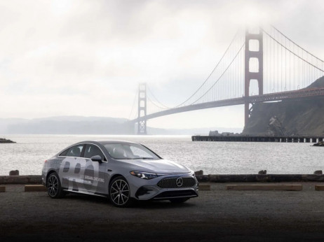 Kako je voziti se mercedesom kojim upravlja veštačka inteligencija?