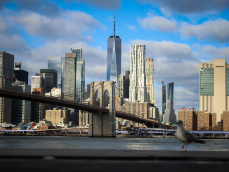 Amerika na kredit: 39 biliona dolara duga i život na crtu