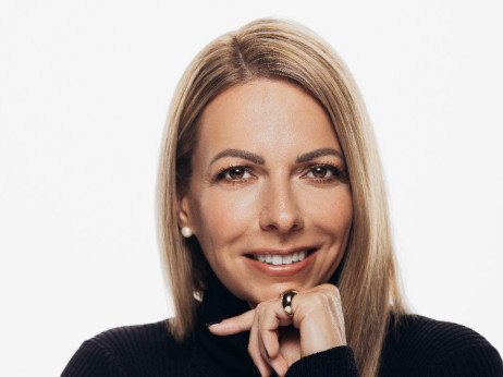 A Data-Driven Digital Economy. From Transactions to Trust and Priceless Experiences