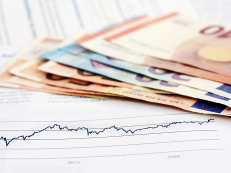 Ljudska obveznica: koliko obresti bo morala ponuditi država, da bo konkurenčna - primerjava obrestnih mer