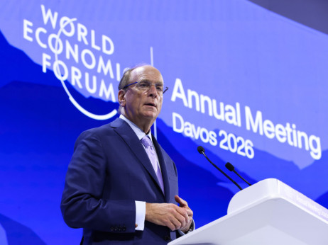Larry Fink razmatra premeštanje WEF-a iz Davosa u Dablin ili Detroit