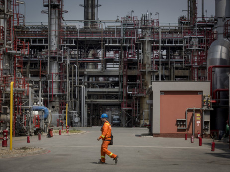 Srbija i MOL u Beogradu o budućnosti NIS-a, Rusima rok za prodaju ističe 22.maja