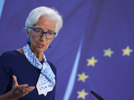 ECB zadržala stabilne kamatne stope od dva odsto, evro ostaje isti