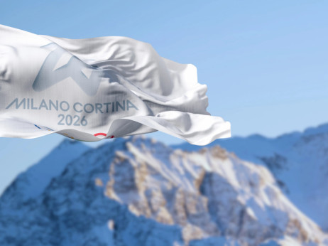 Med olimpijskim ognjem in milijardami: ekonomija OI Milano–Cortina 2026