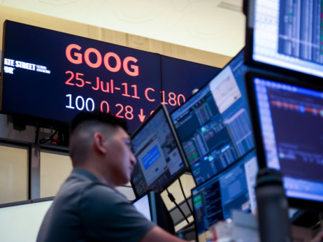 Suprotno od AZ fondova, Raiffeisen fondovi rasprodali dionice rudnika zlata, ali i veliki dio dionica Googlea