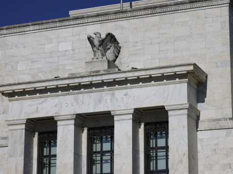 Američke obveznice jačaju dok tržišta ponovo računaju na rezove Feda