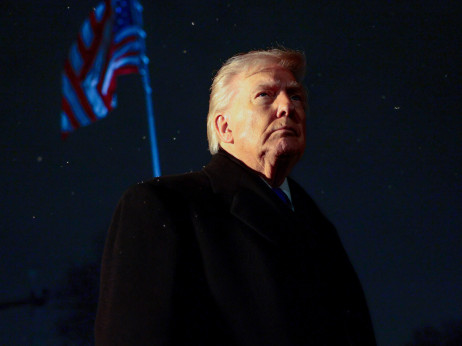 Trump podiže carine na 15 odsto, dan nakon što je najavio da će biti 10 procenata