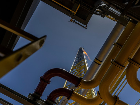 Nafta u plusu, razgovori SAD i Irana se nastavljaju ove nedelje