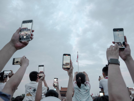 Tržište pametnih telefona suočava se sa padom od 13 odsto u 2026.