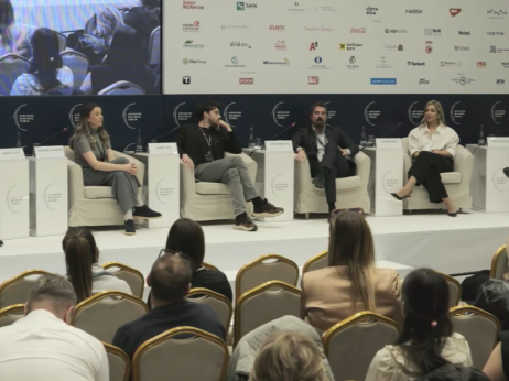 Zumeri pred AI-jem - između digitalne moći i finansijske anksioznosti