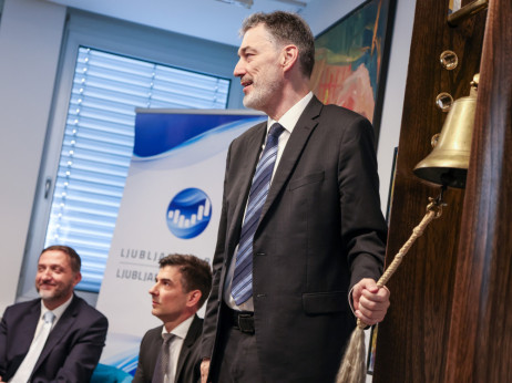 Preoblikovana Vzajemna: kakšne plače ima uprava Vzajemne