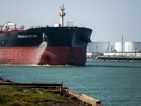 Cena nafte skočila iznad 100 dolara zbog poremećaja u snabdevanju
