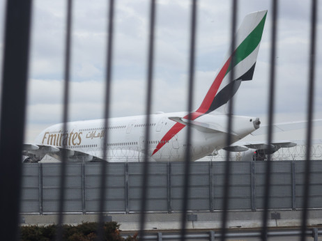 Emirates nastavlja letove posle kratke obustave zbog pretnji raketama