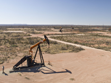 Naf­ta iznad 100 dolara ponovo otvara pitanje inflacije i pada akcija