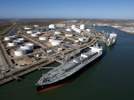 Nafta ponovo iznad 100 dolara dok rat paralizuje Ormuz