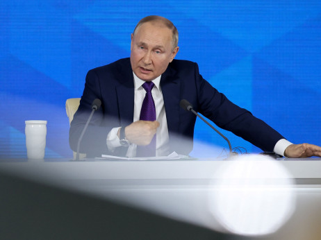 Nemačka, Francuska i Britanija razmatraju plan za pregovore sa Putinom o Ukrajini