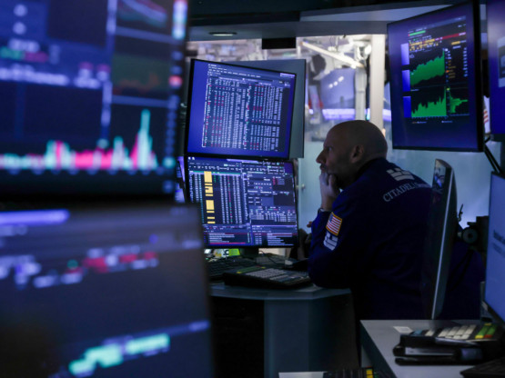 Akcije rastu dok nafta pada zbog poziviih signala