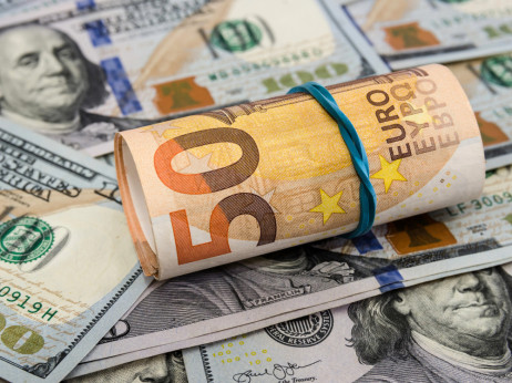 Tek svaki deseti zaposleni u Srbiji štedi za penziju, u proseku uplaćujemo 50 evra