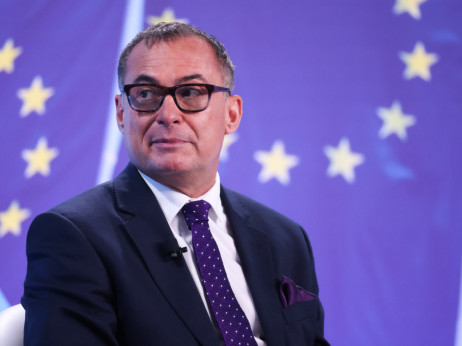 ECB bi morala da povisi kamate ako se pritisci na cene povećaju