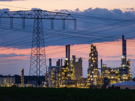 Cijena nafte u 2026. i dionice naftnih kompanija - je li vrijeme za ulaganje?