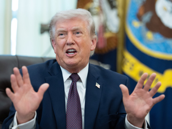 Trump pod pritiskom dok blokada Ormuskog moreuza diže cenu nafte i rizik dugog rata