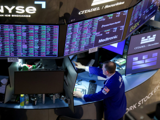 Akcije rastu, nafta pada zbog nade u skori kraj sukoba sa Iranom