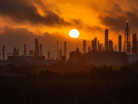 Nafta skočila pošto je Trump zapretio eskalacijom rata