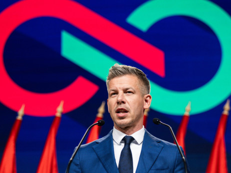 Novi lider Mađarske obećava obnovu odnosa sa Evropskom unijom