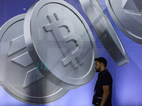 Tržište čeka signal: šta odlučuje o sledećem potezu bitcoina